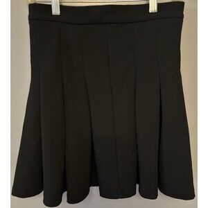 Shein Women’s Ez Black Pleated Skirt Size Large.
